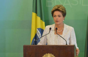 Dilma anuncia corte de 3 mil cargos e reduz salários de ministros