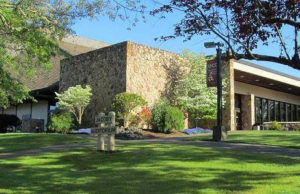 Pelo menos 10 pessoas morreram em ataque realizado em universidade nos EUA