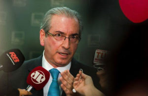 Eduardo Cunha autoriza abertura do processo de impeachment da presidente Dilma