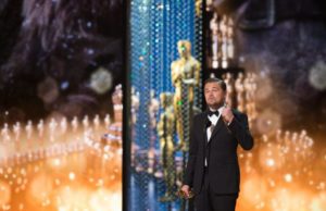 Di Caprio recebe prêmio de melhor ator e Spotlight é escolhido melhor filme