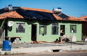 Prefeito determina força-tarefa para auxiliar moradores do Viver Bem