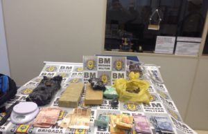 Brigada apreende 3,5 Kg de entorpecentes durante Operação Combo