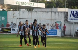 Santa Cruz busca nova vitória em casa