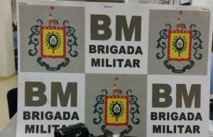 Ação da BM prende dupla em ônibus