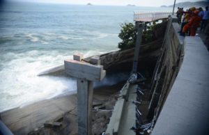Tragédia no Rio: parte de ciclovia inaugurada em janeiro desaba e mata 2 pessoas