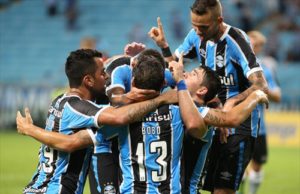 Grêmio goleia o Brasil de Pelotas e está na semifinal do Gauchão