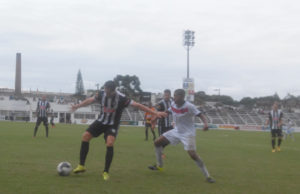 Avenida vence e está no G5. Galo perde pênalti e empata