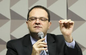 Ministro diz que decretos de crédito suplementar respeitam Lei Orçamentária