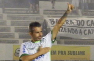 Alexandre desencanta e Avenida vence nos Eucaliptos por 3×2
