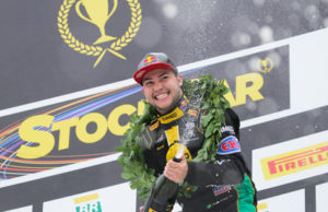 Felipe Fraga e Max Wilson vencem as corridas da Stock Car em Santa Cruz