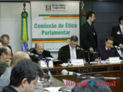 Aprovado relatório que pede cassação do deputado Jardel