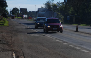 Farol baixo é obrigatório nas rodovias durante o dia