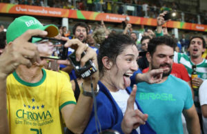 Judoca Mayra Aguiar garante a 3ª medalha do Brasil na Olimpíada