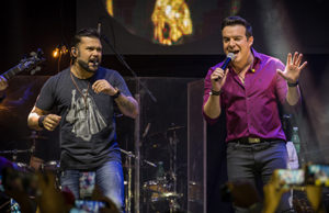Marcos e Belutti sobem ao palco hoje