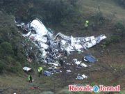 Cinco pessoas sobrevivem à queda de avião na Colômbia