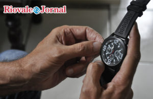 Neste domingo atrase o relógio em uma hora