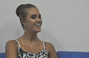 Conheça a Glamour Girl, Antonia Kirst
