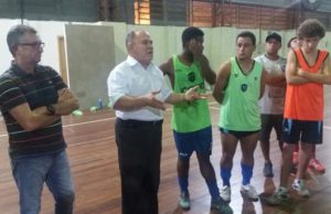 Assaf faz primeiro amistoso