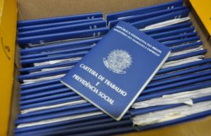 Mais de mil CTPS aguardam pelos donos desde 2009