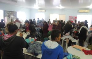 Novo Cabrais: Campanha do Agasalho distribui roupas