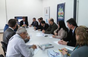 Corsan e vereadores discutem falta d'água