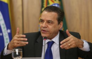 Polícia Federal prende ex-ministro do Turismo
