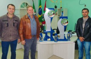 Noite para conhecer os campeões de Novo Cabrais