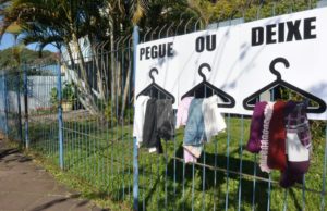Cabides que aquecem o próximo