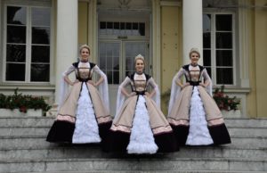 33ª Oktoberfest: A delicadeza em forma de vestido