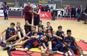 Sub-15 do Cestinha é campeão Sul-Brasileiro de Clubes de 2017