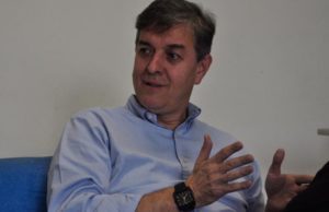 Edson Brum esteve em Santa Cruz
