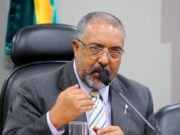 Paim apresenta projeto que revoga Lei da Reforma Trabalhista