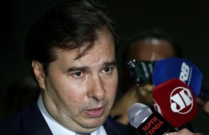 Fachin adia depoimento de Rodrigo Maia à PF no âmbito da Lava Jato