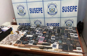 Revista no Presídio Regional apreende celulares e drogas