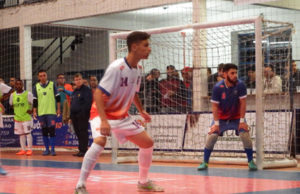 Assaf faz primeiro jogo em casa pelas quartas
