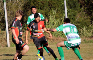 Atual campeão goleia e se recupera na Copa MD Pneus 20 anos 2017