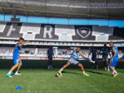 Grêmio encara Botafogo com defecções no grupo de jogadores