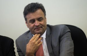 Senado derruba afastamento de Aécio Neves