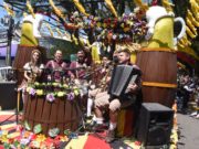 Desfile Temático promete encanto e alegria para último dia da 33ª Oktoberfest