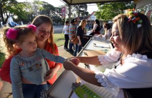 Acesso de menores à 33ª Oktoberfest exige atenção de pais e responsáveis
