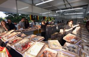 Feira das cucas é um dos destaques gastronômicos da 33ª Oktoberfest
