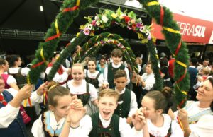 Últimos dias da 33ª Oktoberfest reservam muitas atrações