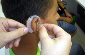 Jovens estão perdendo audição por causa de fones de ouvido