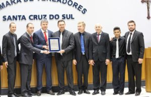 Banda Magia recebe homenagem do Poder Legislativo