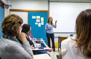 Enfermeiras participam de capacitação em puericultura na 9ª Semana do Bebê