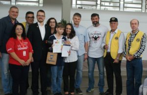 Concurso Cartaz da Paz premia vencedores