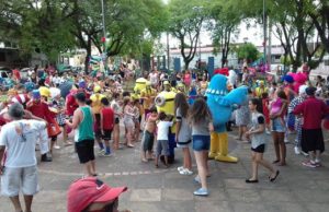 Evento presenteará crianças no Bairro Schultz