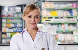 Farmácia e pavimentação são inauguradas em Monte Alverne