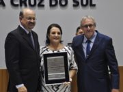 Carmen Lúcia recebe honraria máxima