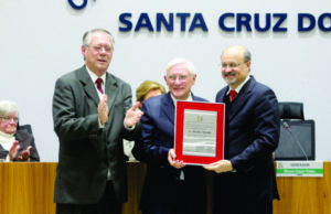 Osvino Toillier recebe título de Cidadão Honorário
